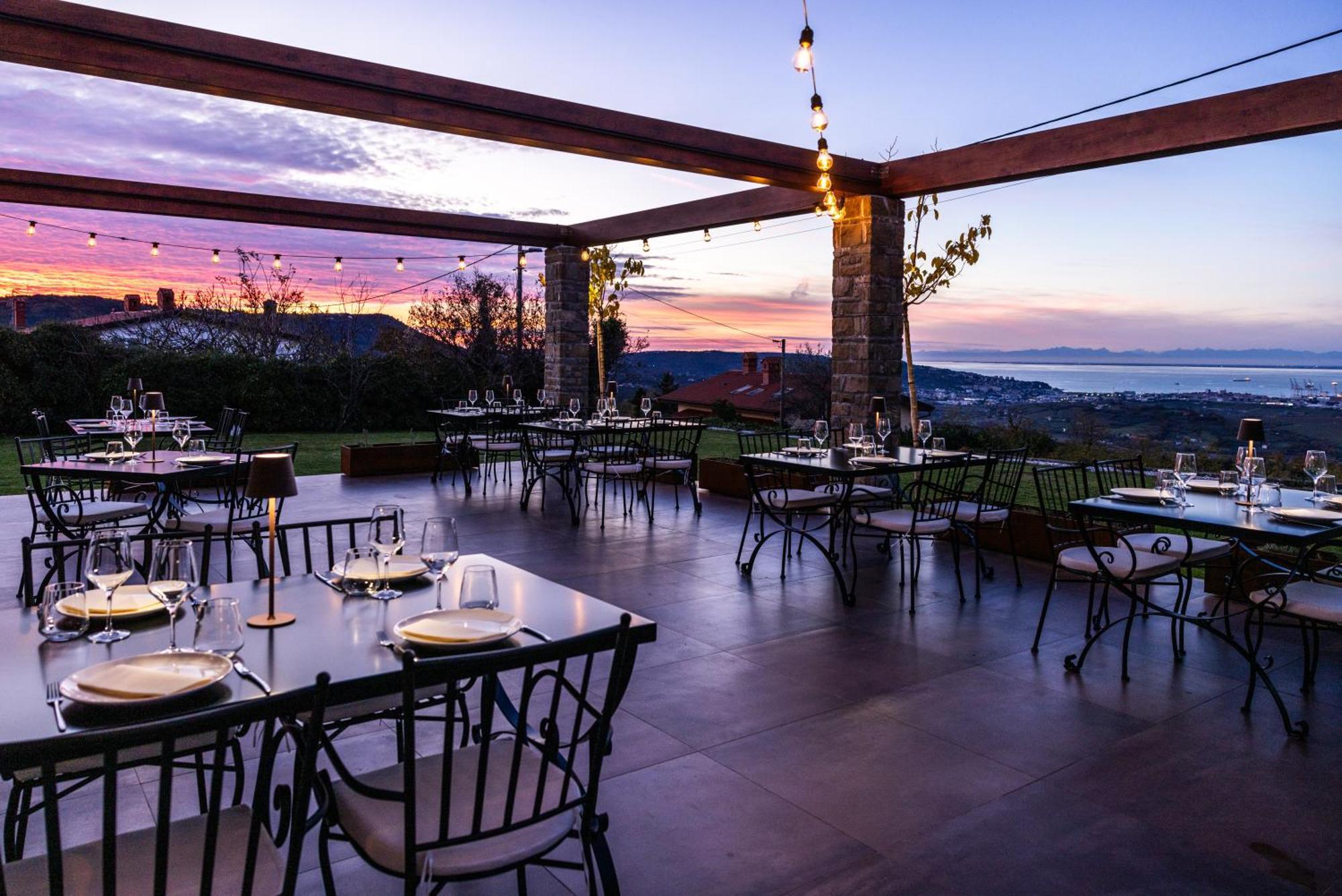 Stok - Rooms, Wine & Restaurant - Marezige, Копер Экстерьер фото