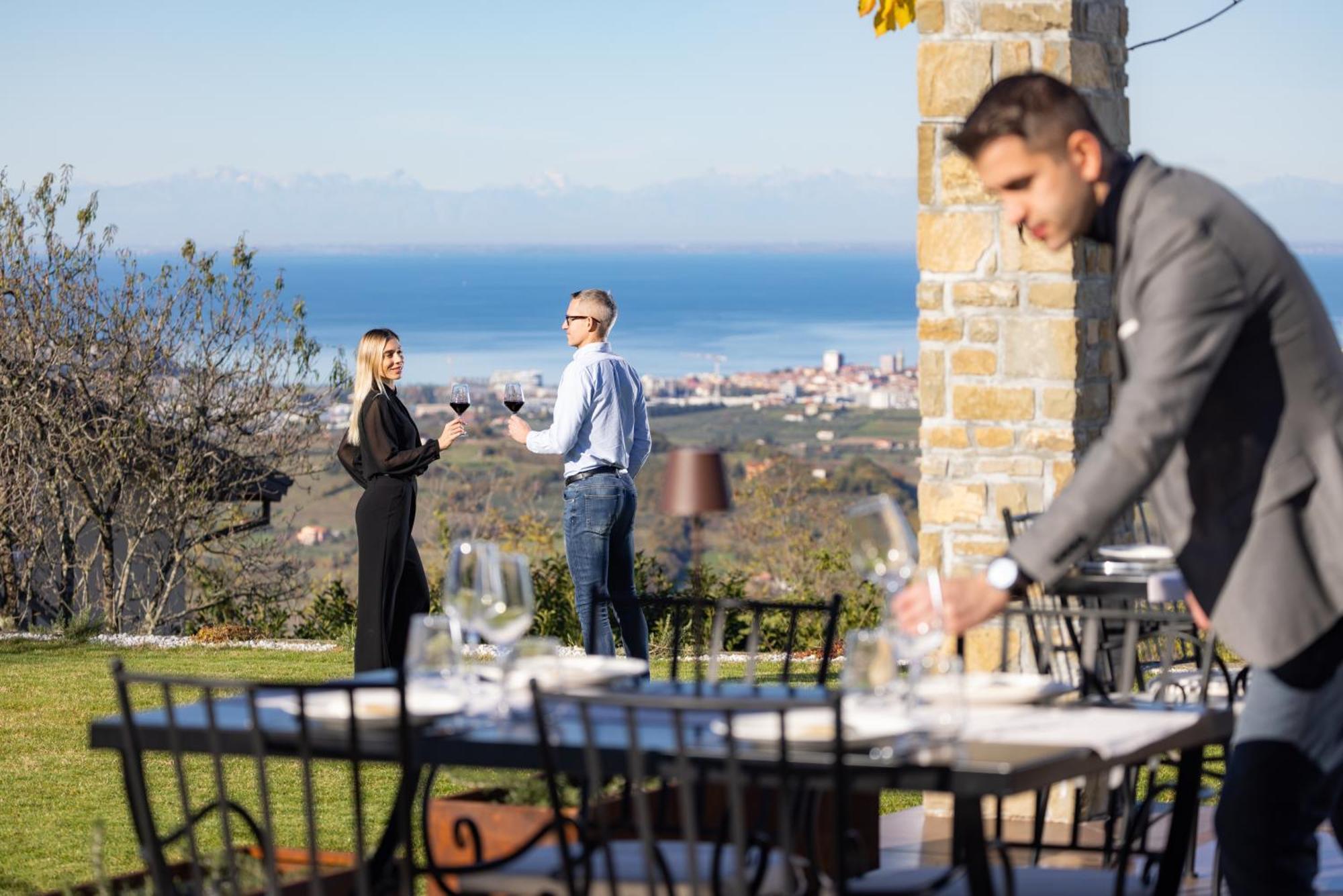 Stok - Rooms, Wine & Restaurant - Marezige, Копер Экстерьер фото