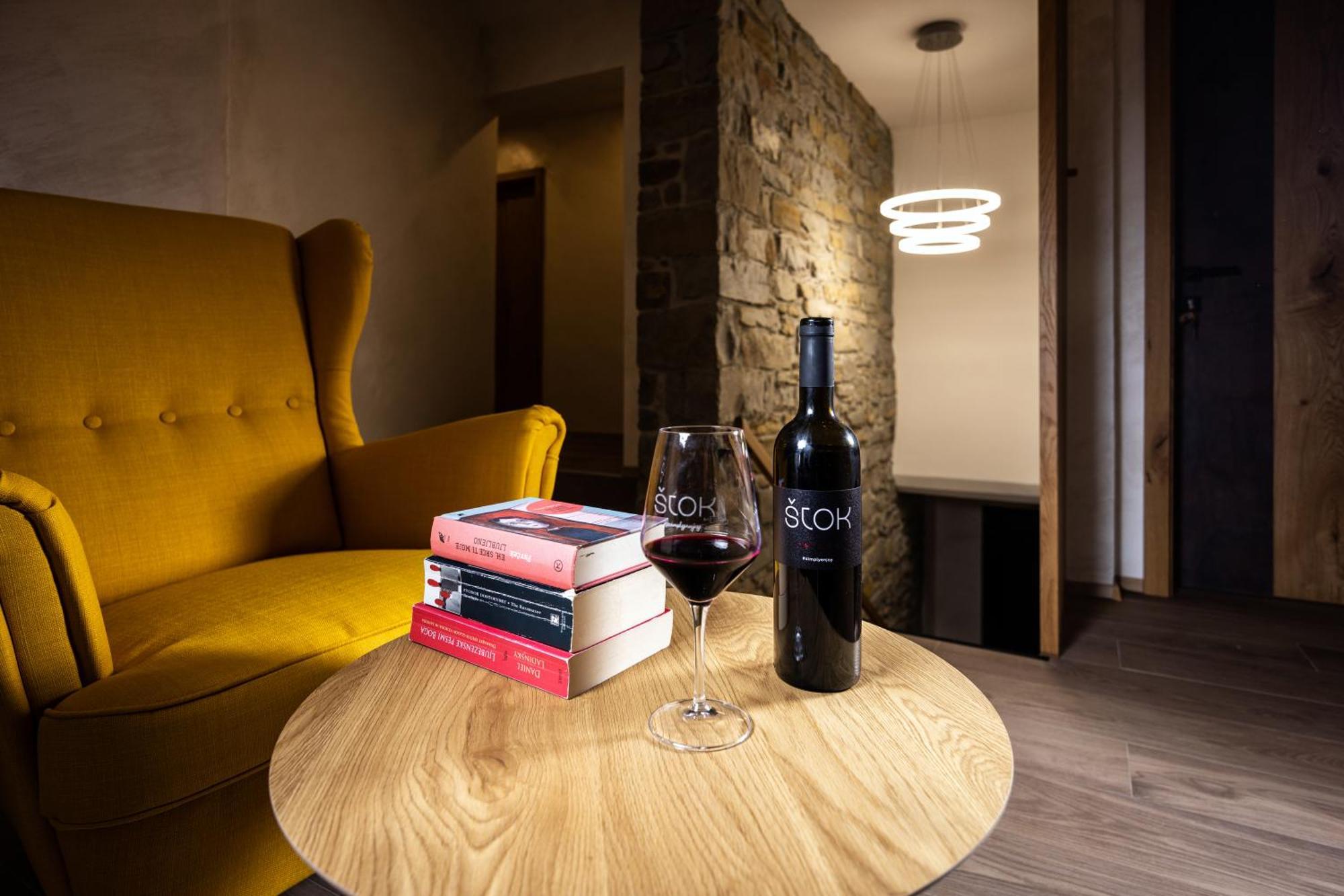 Stok - Rooms, Wine & Restaurant - Marezige, Копер Экстерьер фото